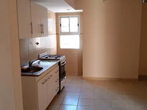 Depto Tipo Casa en Venta en Villa Ballester, USD 52.000