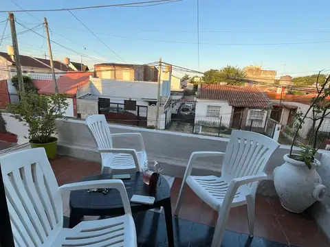 CASA MULTIFAMILIAR EN LOMAS DEL MIRADOR