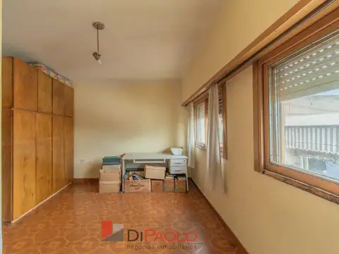 Depto Tipo Casa 4 ambientes con 2 baños