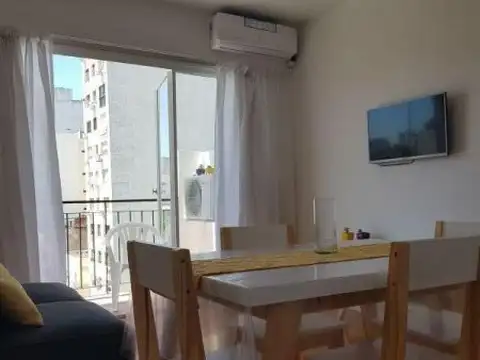 Departamento en Alquiler Temporal en Abasto, USD 950