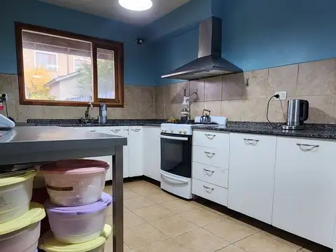 Casa 5 ambientes con 1 baño