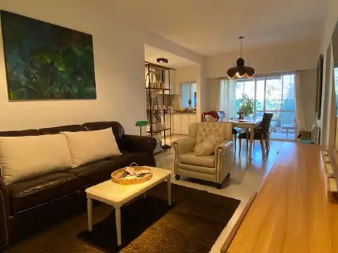 Departamento 2 ambientes con patio. VENTA CON RENTA
