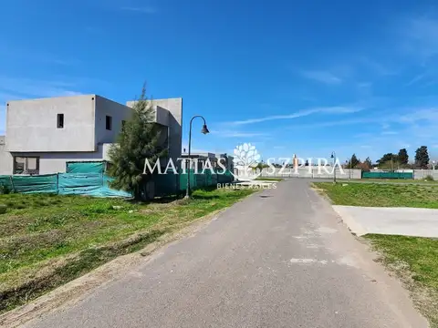 Terreno en Venta en Francisco Alvarez, USD 81.000