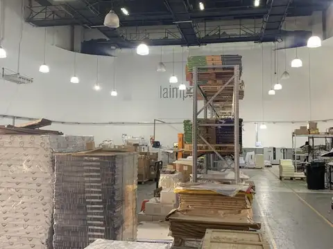 Galpon en Alquiler en Munro, USD 8.100