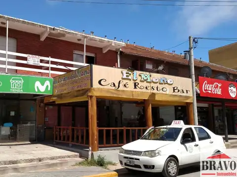Paseo 105 entre Avenida 3 y Avenida 3