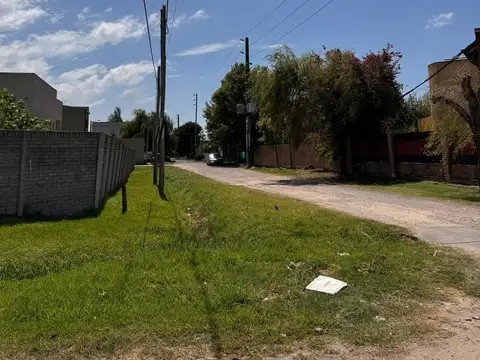 Terreno en venta en 5 entre 502 y 503, Villa Castells