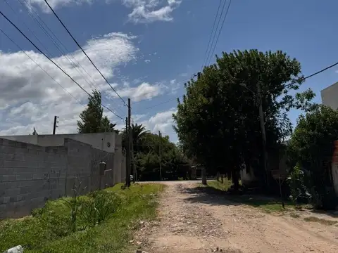 Terreno en venta en 5 entre 502 y 503, Villa Castells