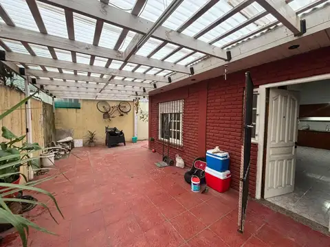 Depto Tipo Casa en Alquiler de 2 dormitorios