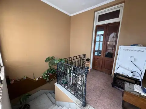 Depto Tipo Casa en Venta en Flores, USD 199.000