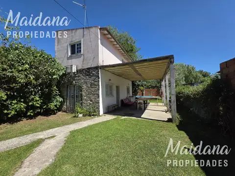 Casa en Venta con 1 cochera