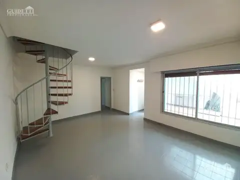 Depto Tipo Casa en Alquiler al Este