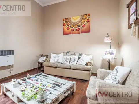 Depto Tipo Casa en Venta 50 años
