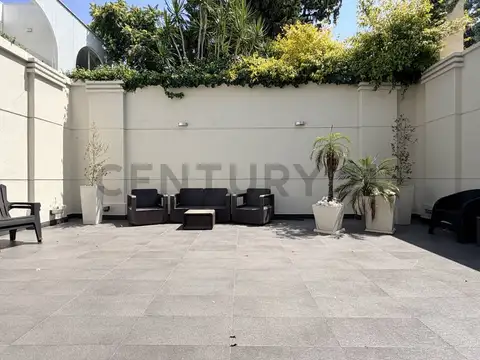 Villa del Parque-Casa de 5 ambientes con ascensor, patio, piscina, sauna, quincho y gym