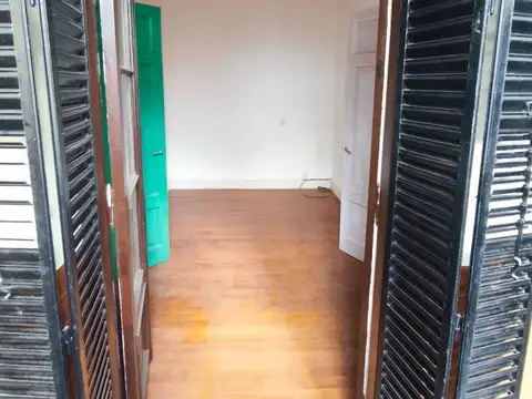 Depto Tipo Casa en Venta 50 años