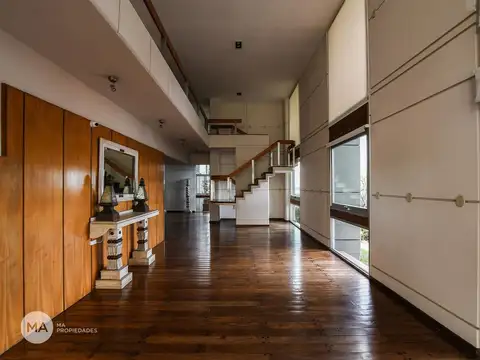 Departamento en Venta de 8 ambientes