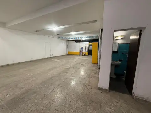 Local en Venta 40 años