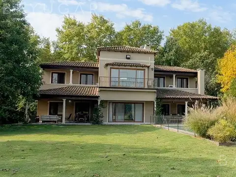 Venta - Casa en Centauros - Pilar