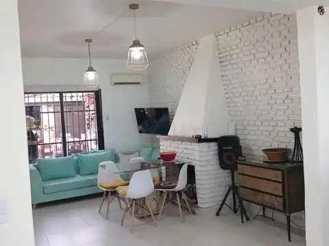 Casa en Venta en Benavidez, USD 165.000