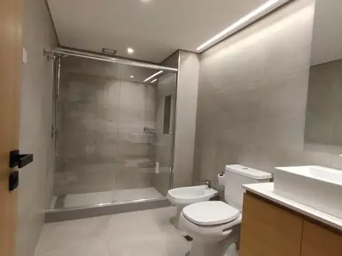 Departamento en Alquiler en Punta Carretas, USD 1.350