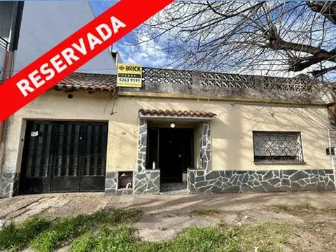 Casa a reciclar sobre lote propio - Don Torcuato