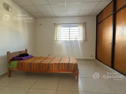 Impecable Dúplex 3 Amb. con Jardín y Cochera