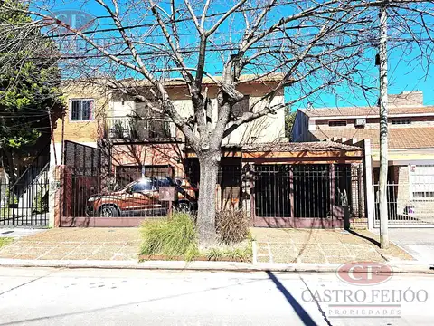 Yerbal al 1500 -  Linda casa refaccionada en Villa Adelina  - San Isidro