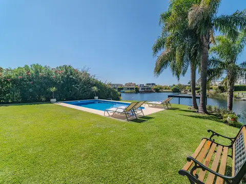 Casa  en Venta en Los Alisos, Nordelta