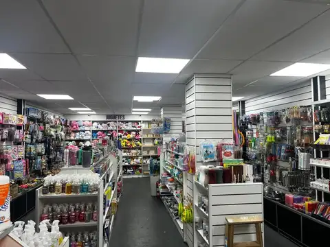 Local en Venta Via Pública