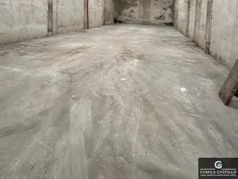 Galpón en alquiler de 1000m2 ubicado en Mataderos