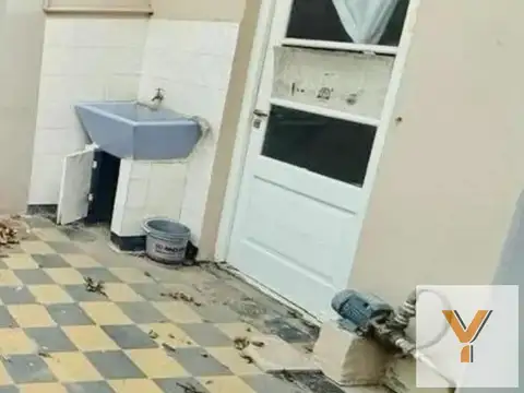 Casa en venta - 2 Dormitorios 1 Baño - Mercedes