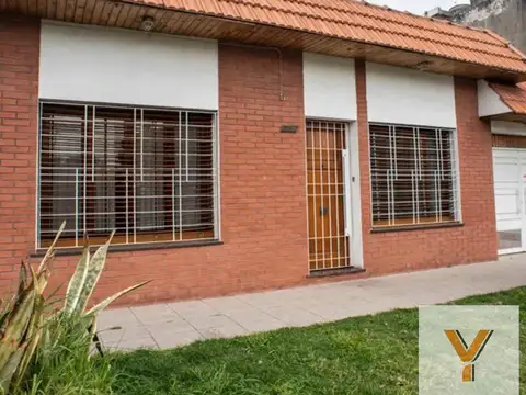 PH en venta - 2 dormitorios 1 baño - 68mts2  - Don Bosco
