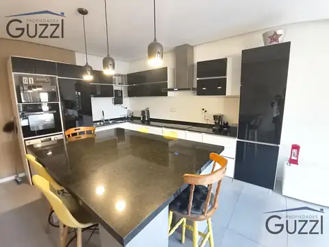 Depto Tipo Casa 2 ambientes con 1 baño