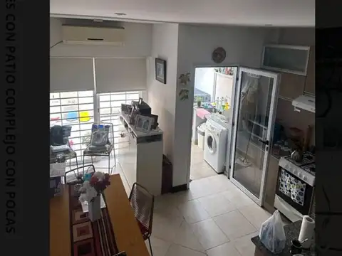 Depto Tipo Casa en Venta de 2 dormitorios