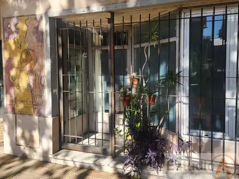 MONSEÑOR LARUMBRE  al 400