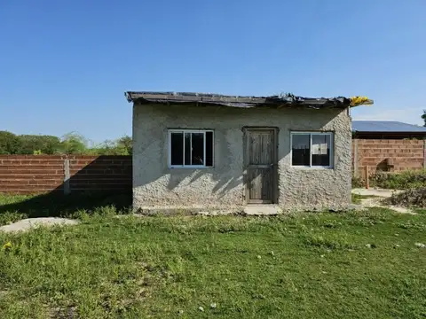 Casa a terminar sobre amplio terreno de 1955m2! Barrio Quinto Cuartel – Victoria, Entre Ríos