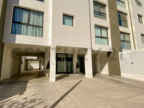 Carasa 1900, Piso 4