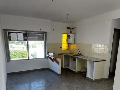 VENTA DEPARTAMENTOS EN BLOCK C/DEPOSITO AVELLANEDA
