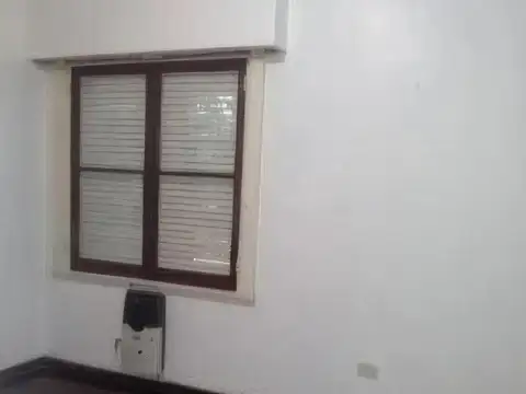 Depto Tipo Casa 4 ambientes con 1 baño