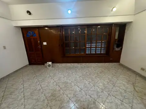 Casa en Venta en Bernal Oeste, USD 135.000