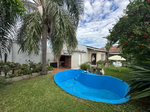 Oportunidad En Venta Casa Con Pileta Perfecto Estado