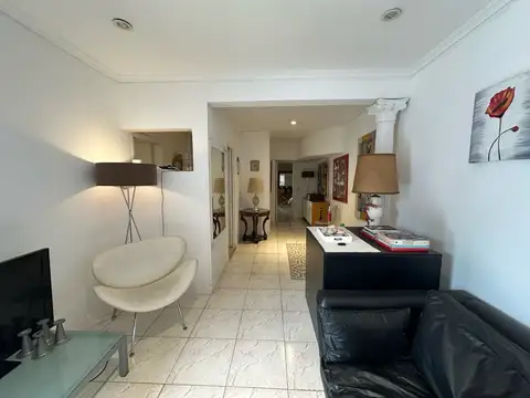 Oportunidad En Venta Casa Con Pileta Perfecto Estado