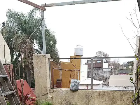 Depto Tipo Casa 4 ambientes con 1 baño