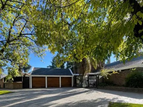 Casa en Venta en Merlo, USD 450.000