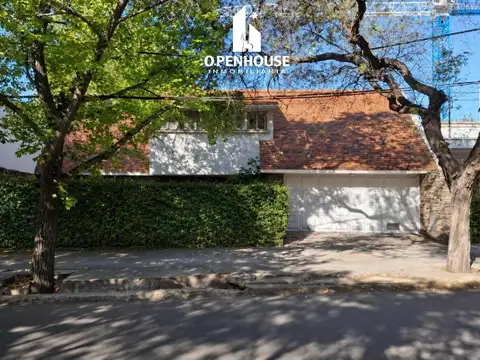 Casa en Venta en Quinta Sección, Mendoza