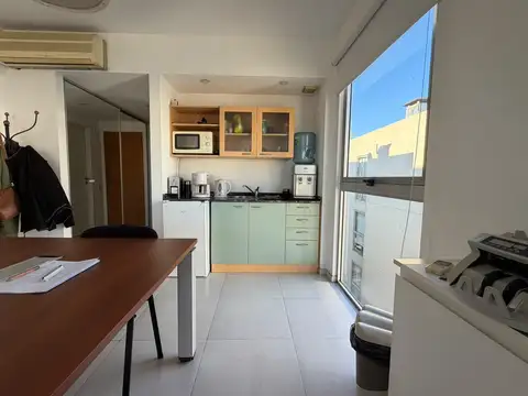 Oficina en Concord - Pilar