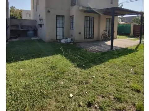 Alquiler casa de 2 dormitorios en Fisherton.