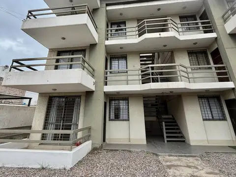 CALLE GUTIÉRREZ, GUAYMALLÉN