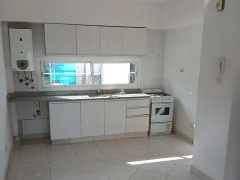 HERMOSO DOS AMBIENTES A/A muy luminoso.