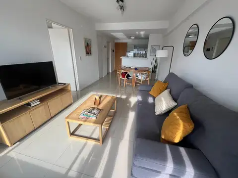 Se Alquila Excelente 2 Ambientes. Edificio con Amenities