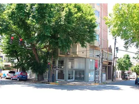 BURATTI, Local en Venta sobre Av.Maipu 3400